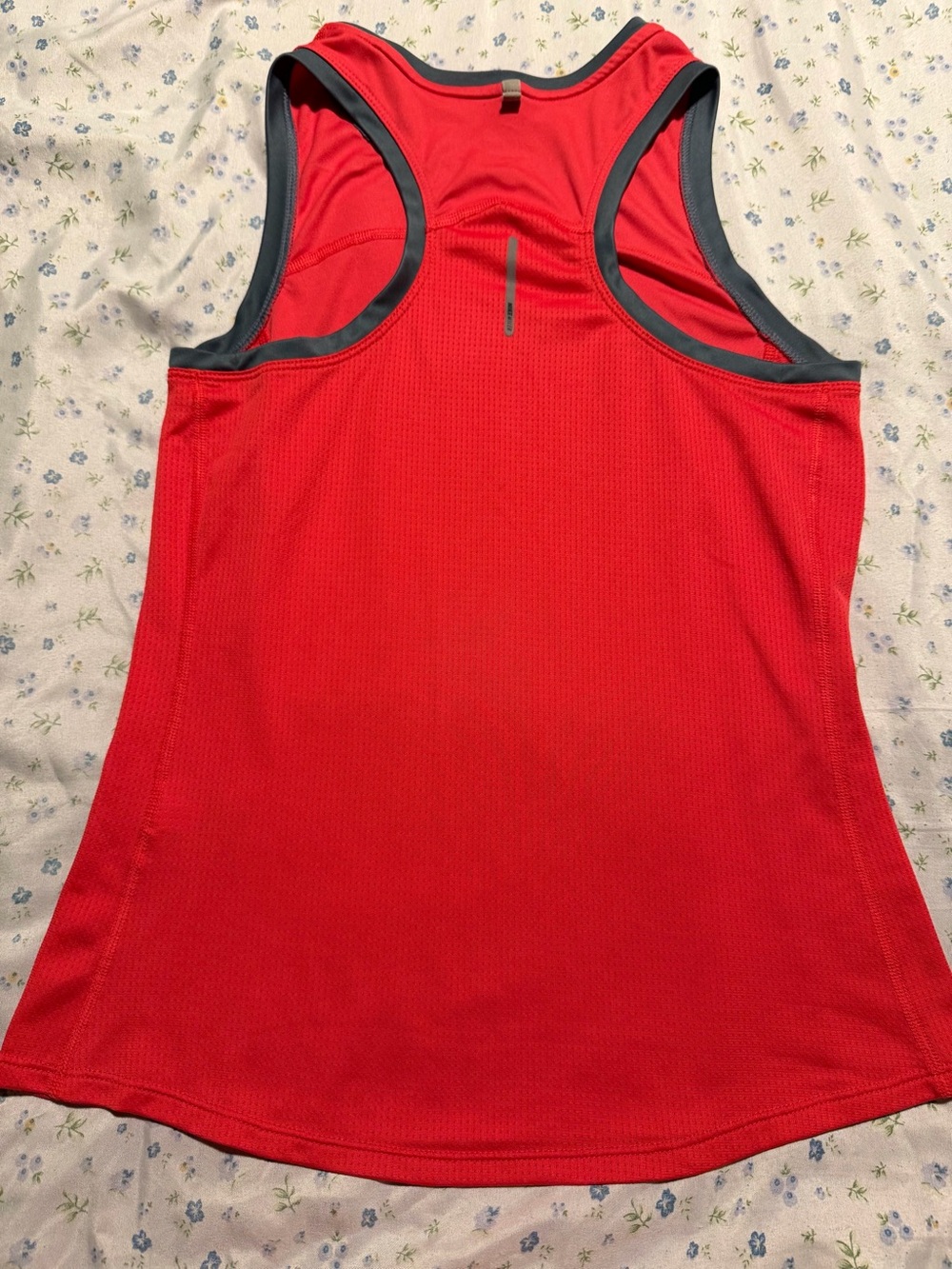 Nike red/gray tank top - Picture 3 of 6